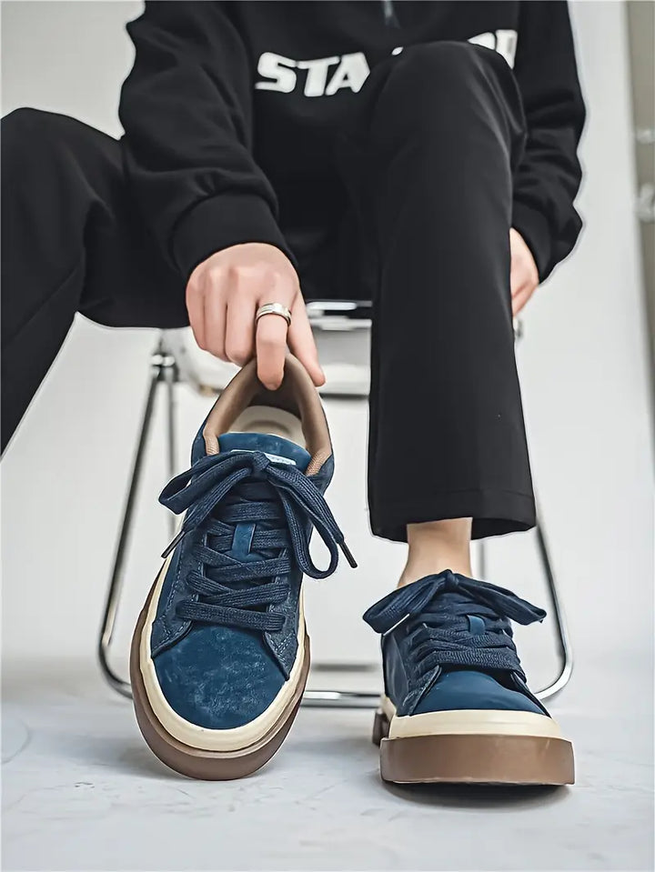 Maverick Retro Low Tops