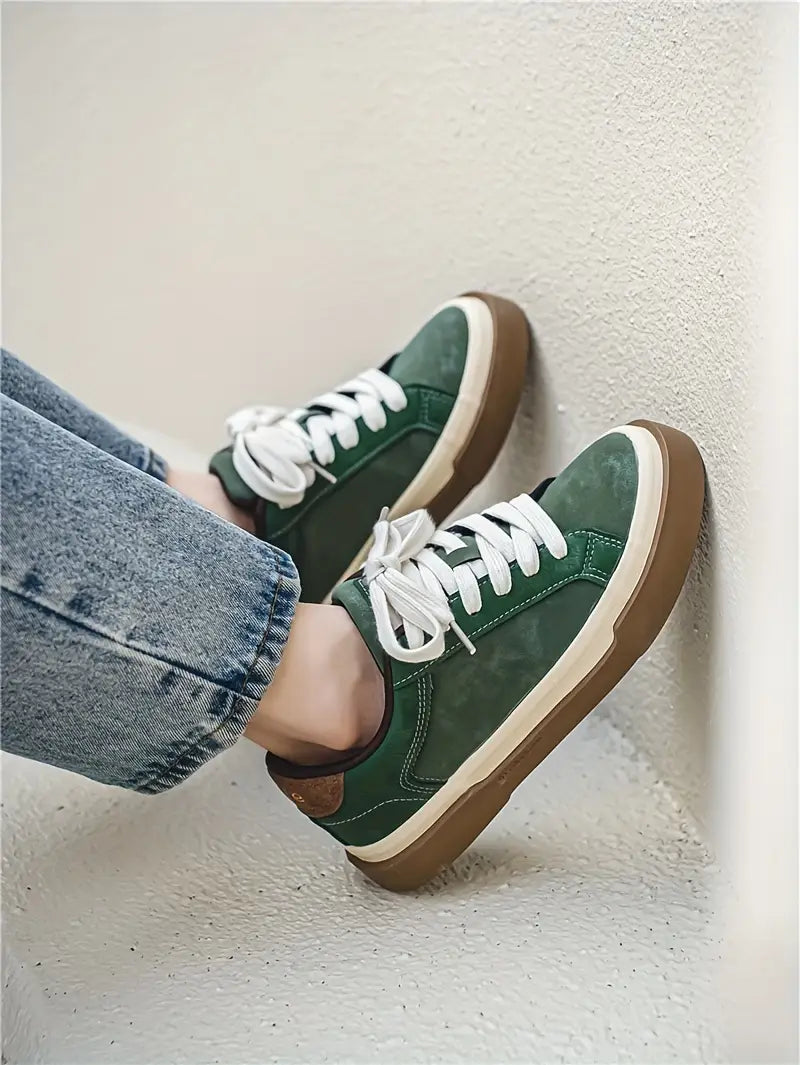 Maverick Retro Low Tops