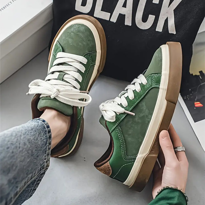Maverick Retro Low Tops