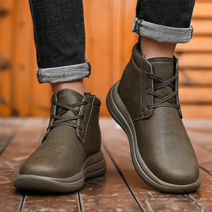 Vaughn Chukka Boots
