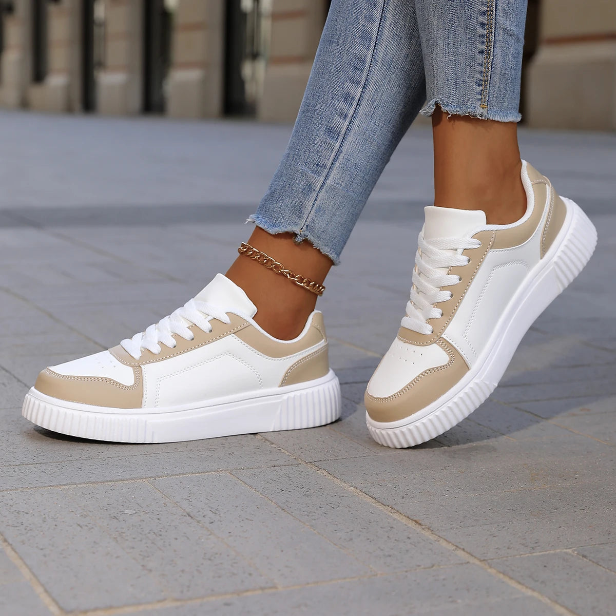 Raya Motion Sneakers