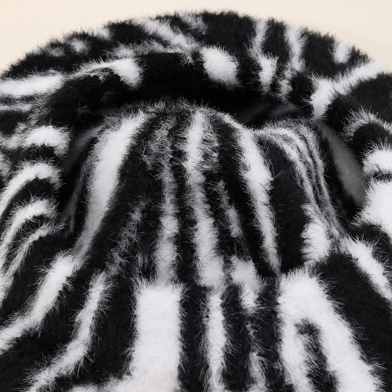 Brigitte Zebra Fur Beret
