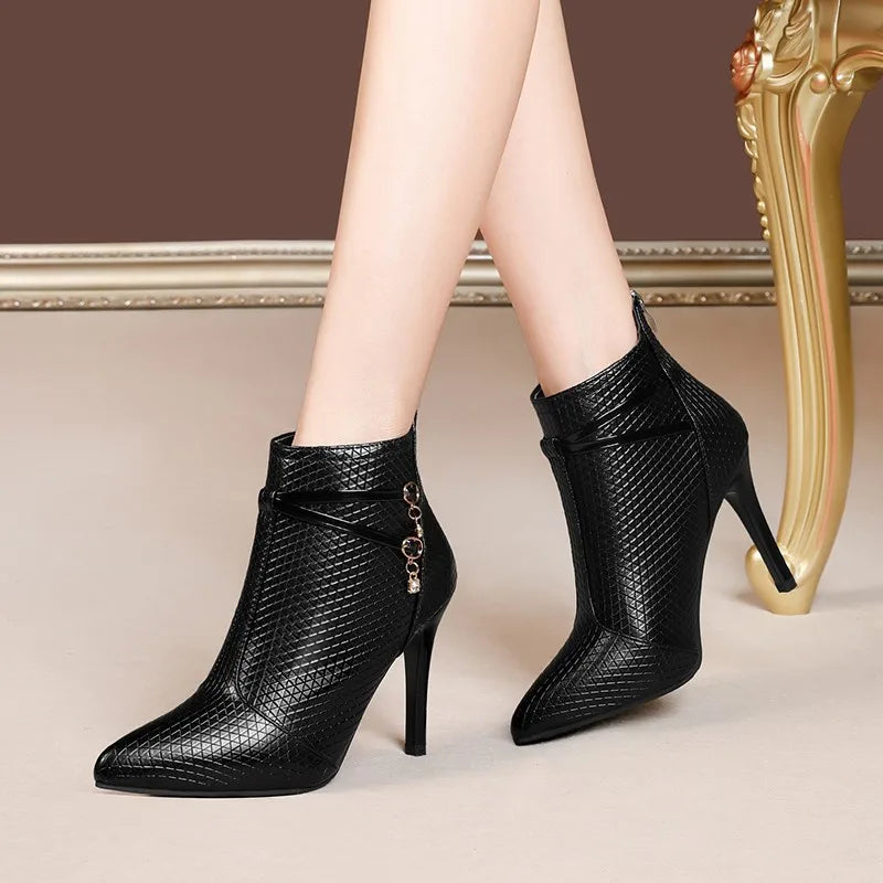 Valencia Textured Boots