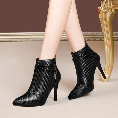Valencia Textured Boots