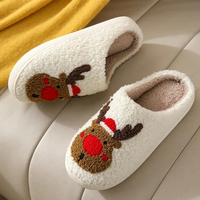 Merry Maison Plush Slippers