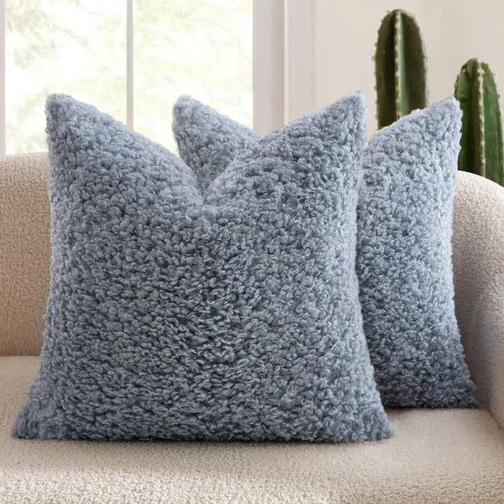 Sola Bouclé Pillow Cover