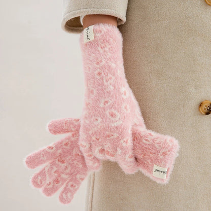 Rory Leopard Knit Gloves