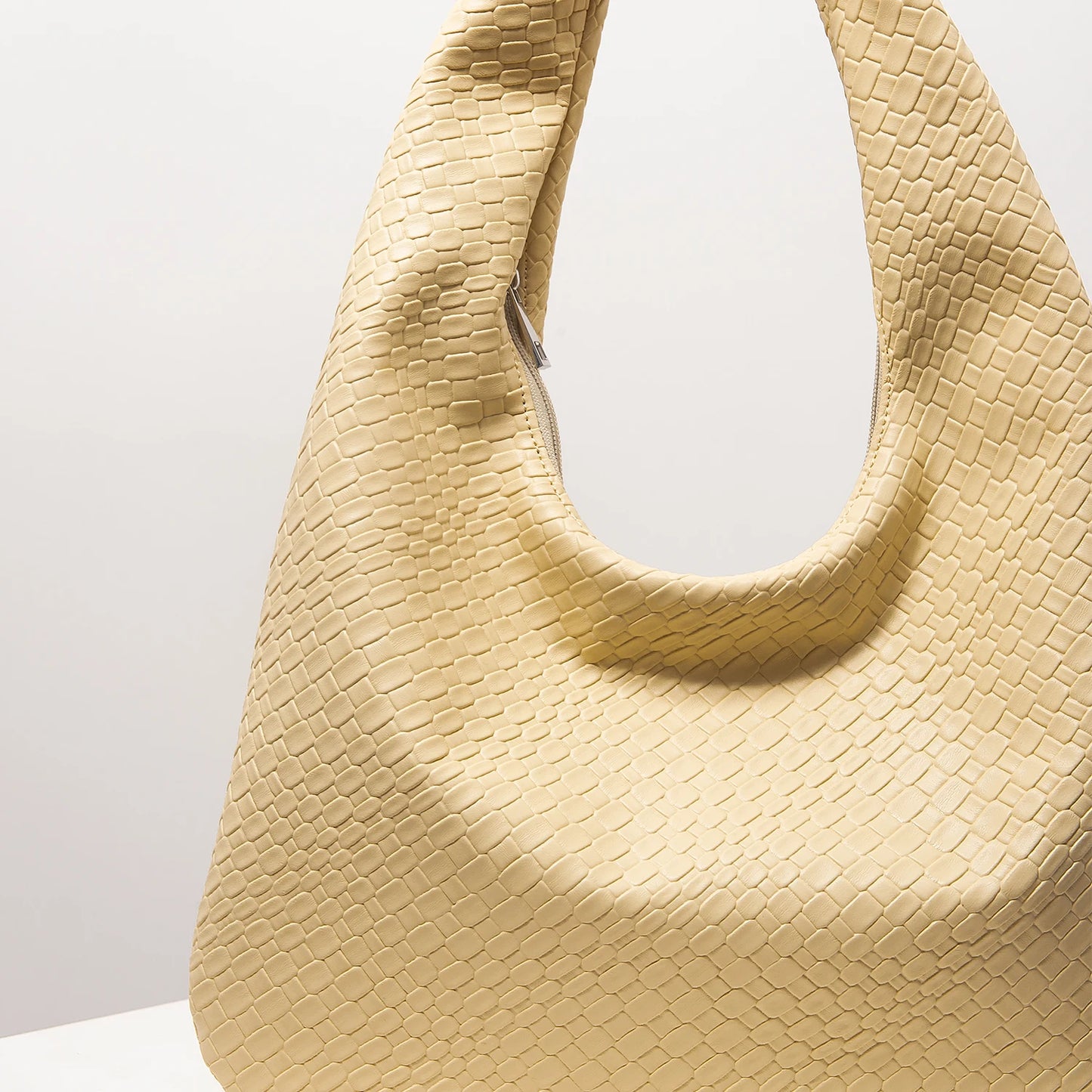 Noemi Leather Shoulder Bag