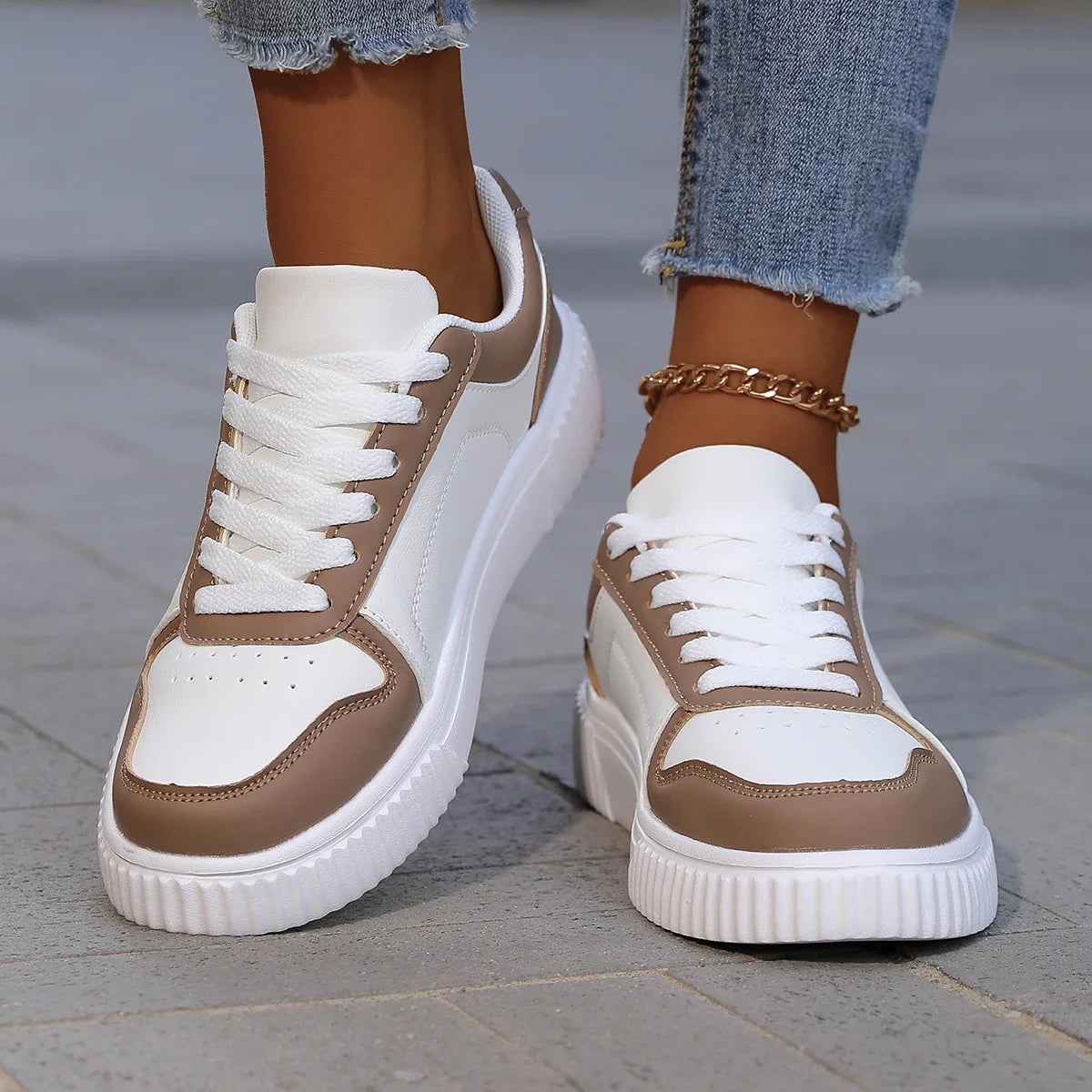 Raya Motion Sneakers