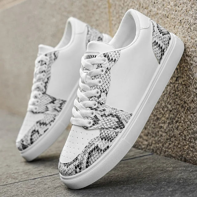 Vesper Low-Top Sneaker