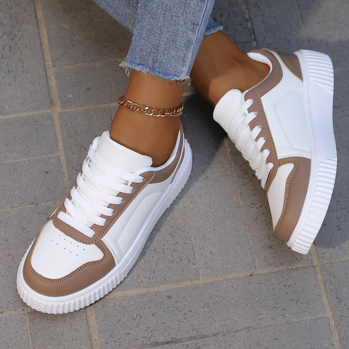 Raya Motion Sneakers