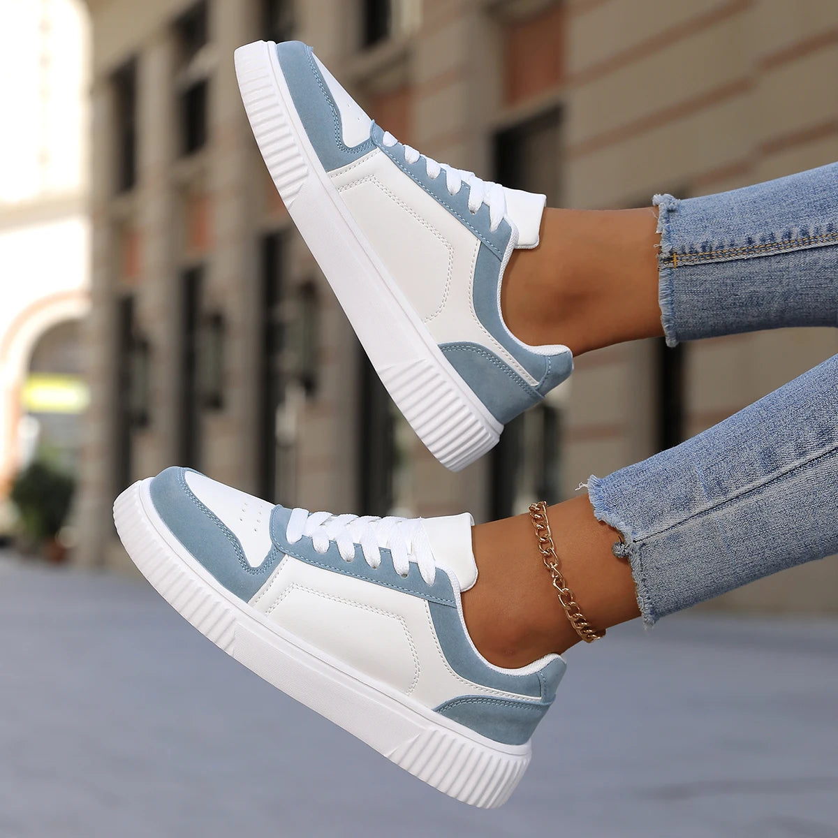 Raya Motion Sneakers