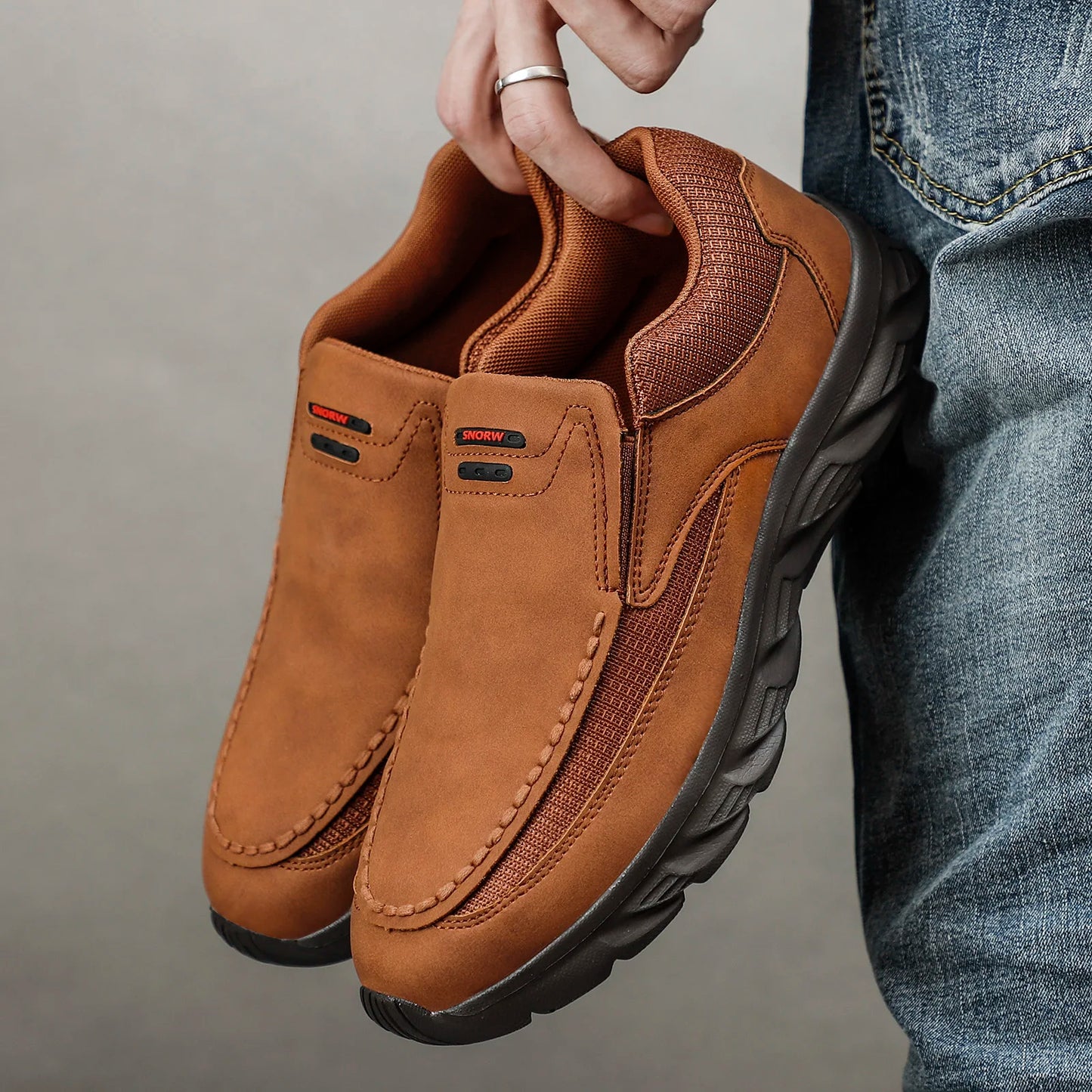 Northline Leather Sneakers