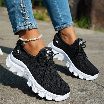 Vetra Motion Sneakers