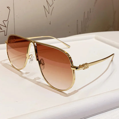 The Sofía Aviator