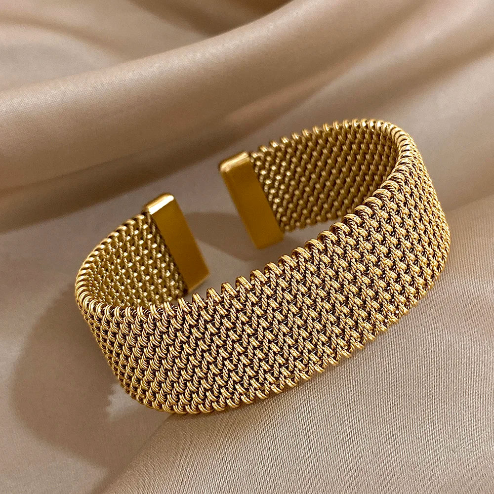 Valencia Gold Weave Bracelet