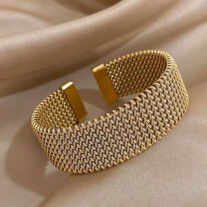 Valencia Gold Weave Bracelet