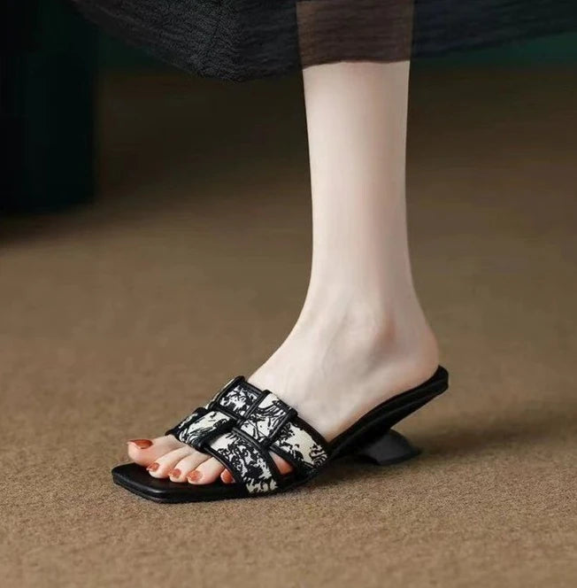 Lune Weave Sandals