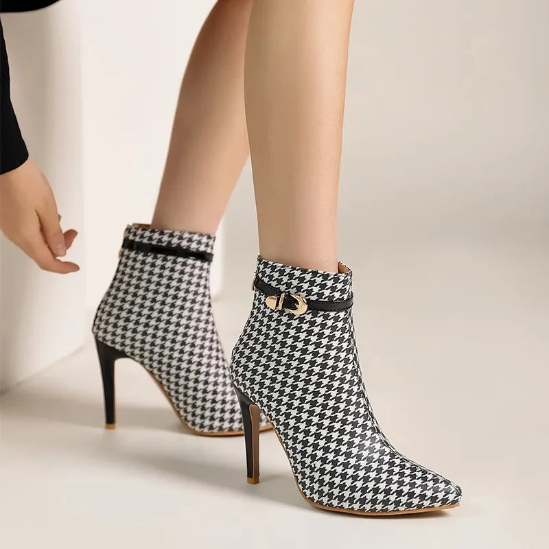 Odette Vintage Booties
