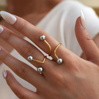 Alix Golden Curve Ring Set