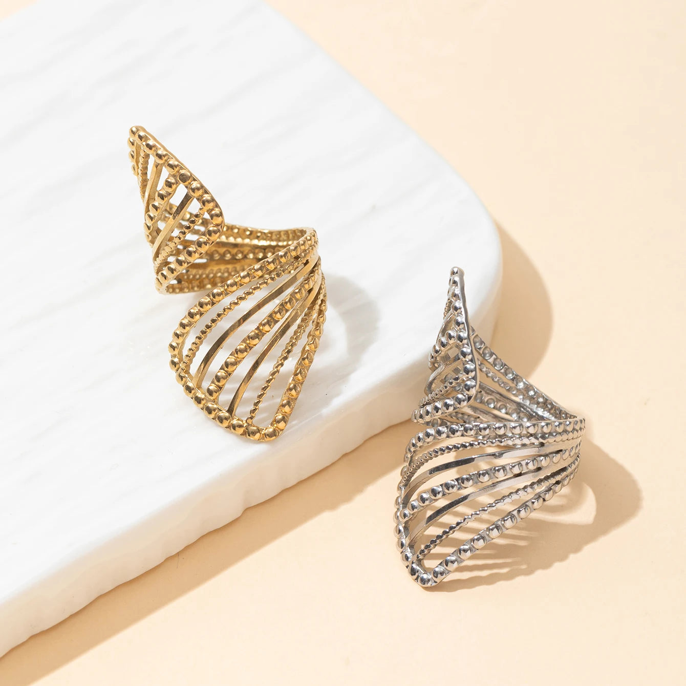Lira Sculpted Ring