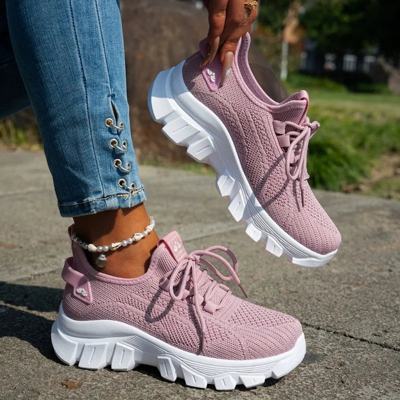 Vetra Motion Sneakers