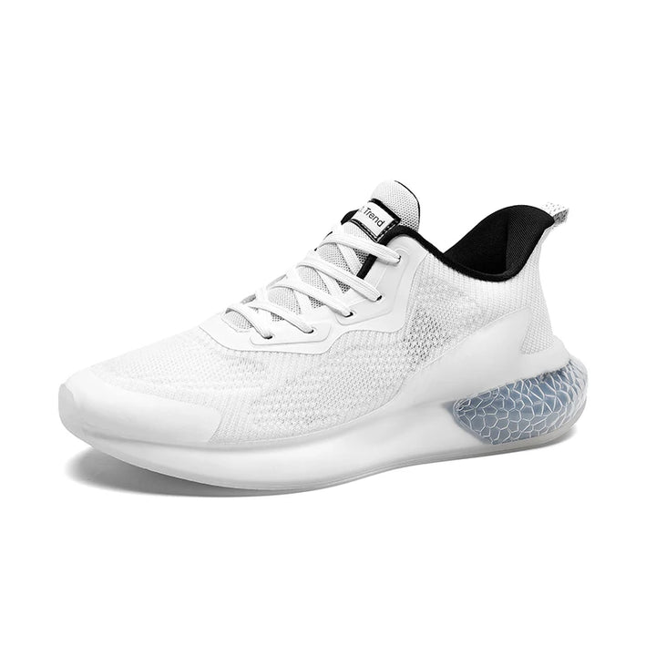 Stratus Core Sneakers