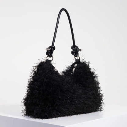 Noémie Plush Clutch
