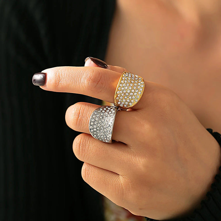 Lorainne Pavé Dome Set