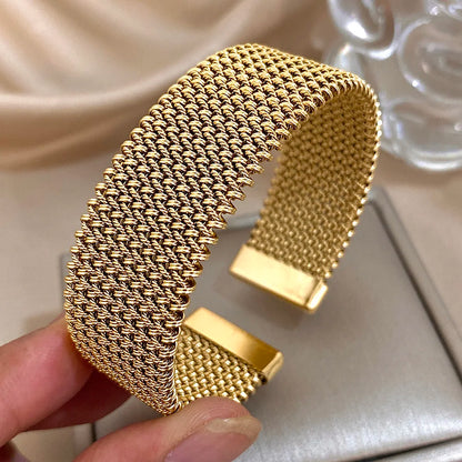 Valencia Gold Weave Bracelet