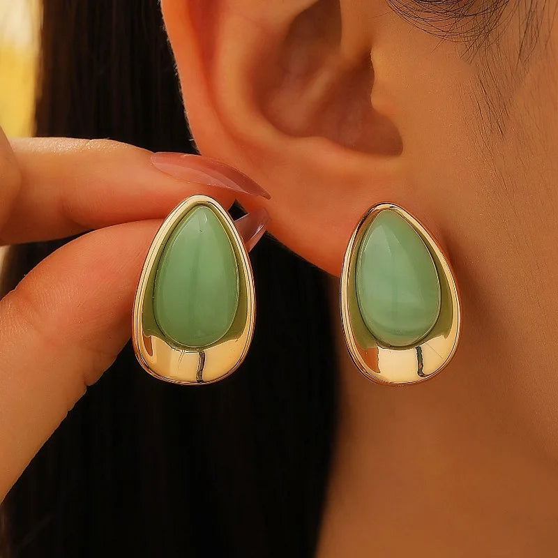 Rosée Teardrop Studs