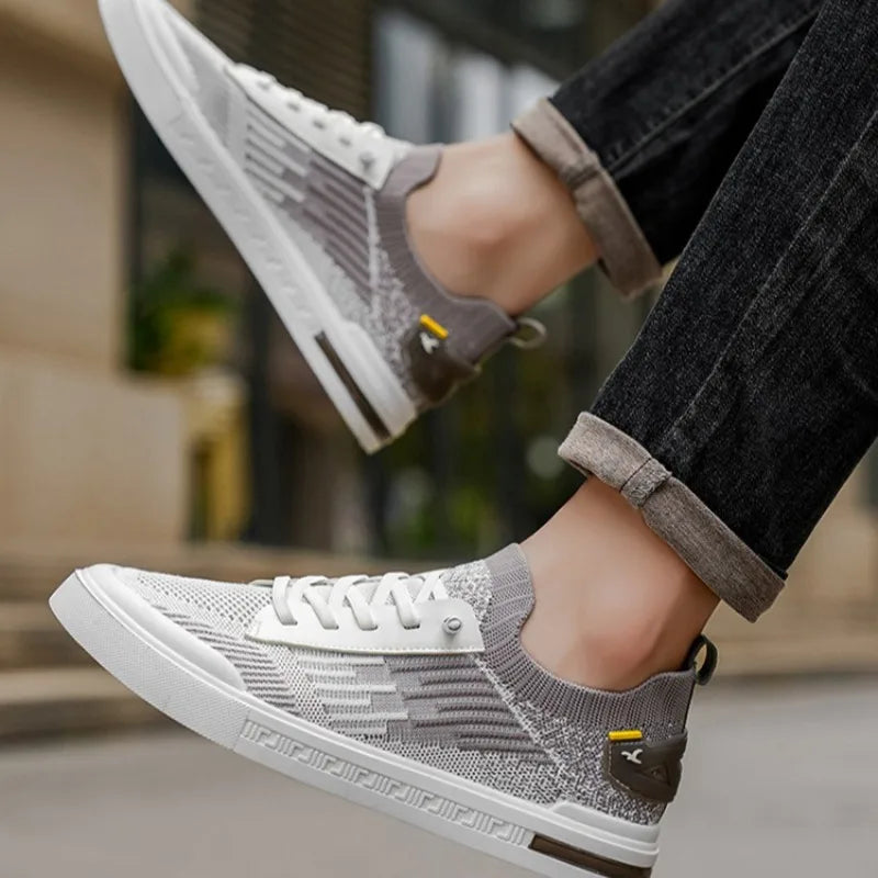 Axel Motion Sneakers