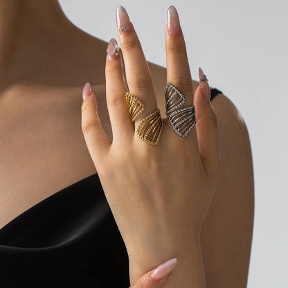 Lira Sculpted Ring