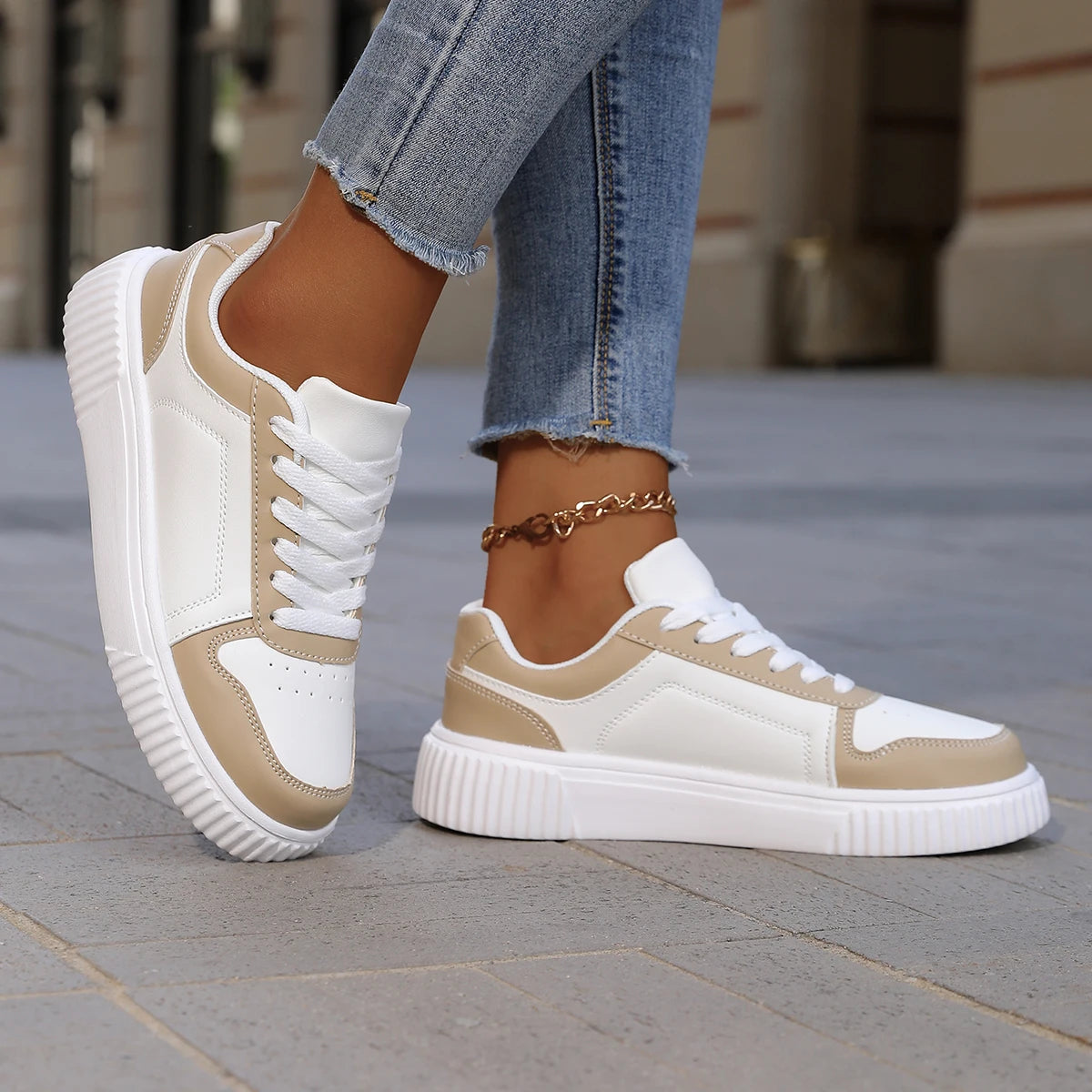 Raya Motion Sneakers