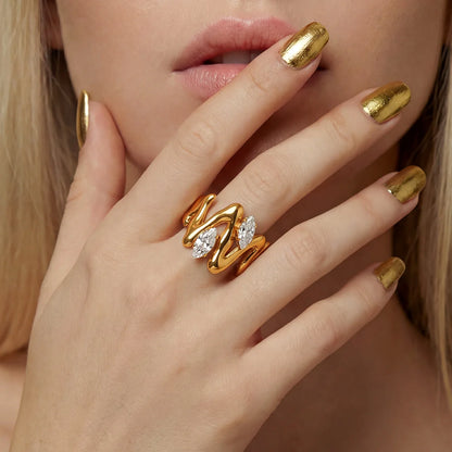 Velora Wave Ring