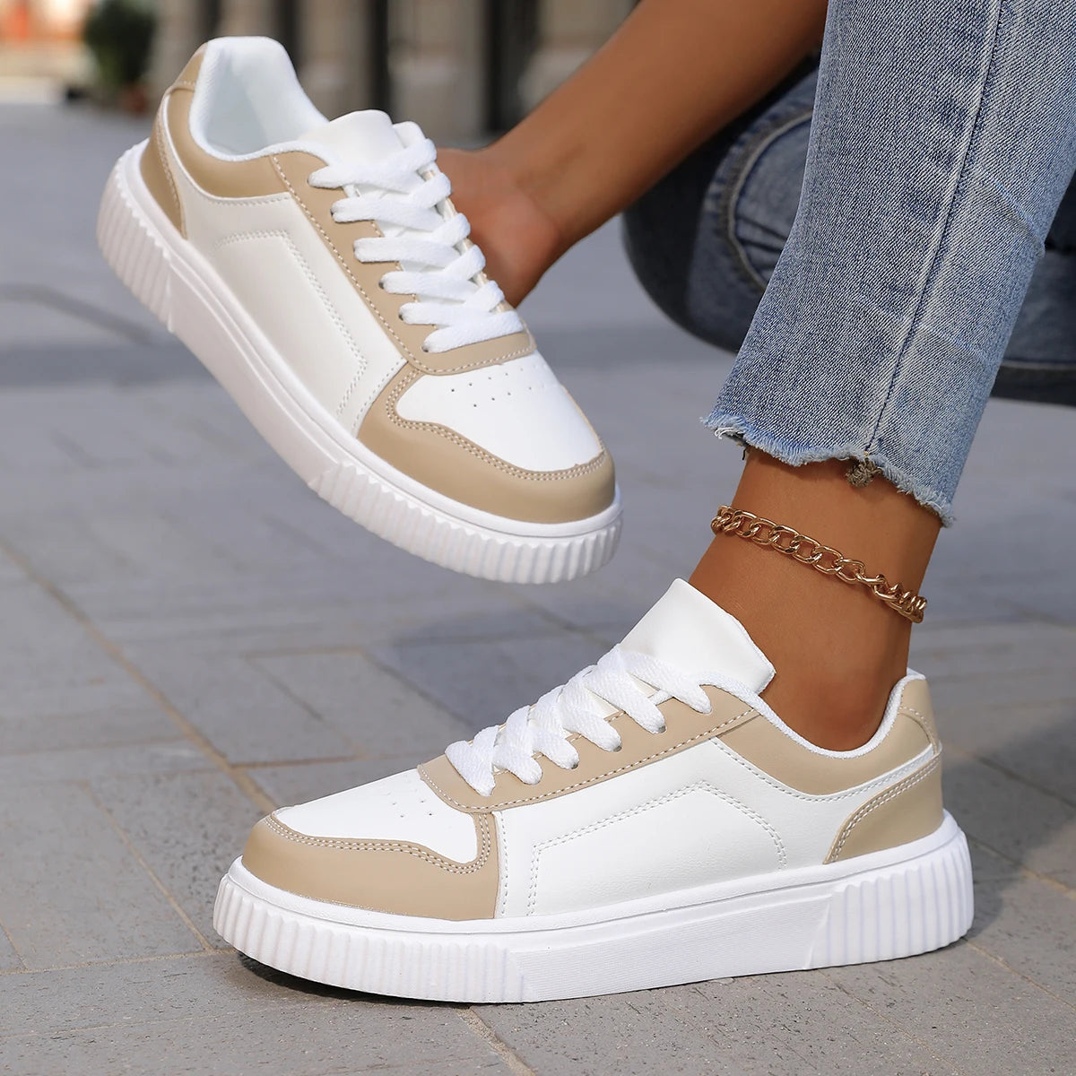 Raya Motion Sneakers