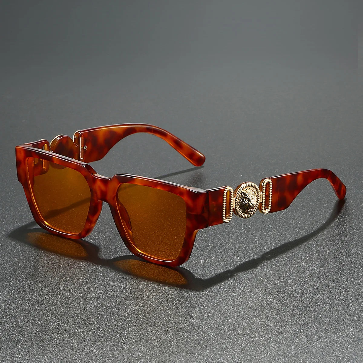 Alessia Medallion Frames