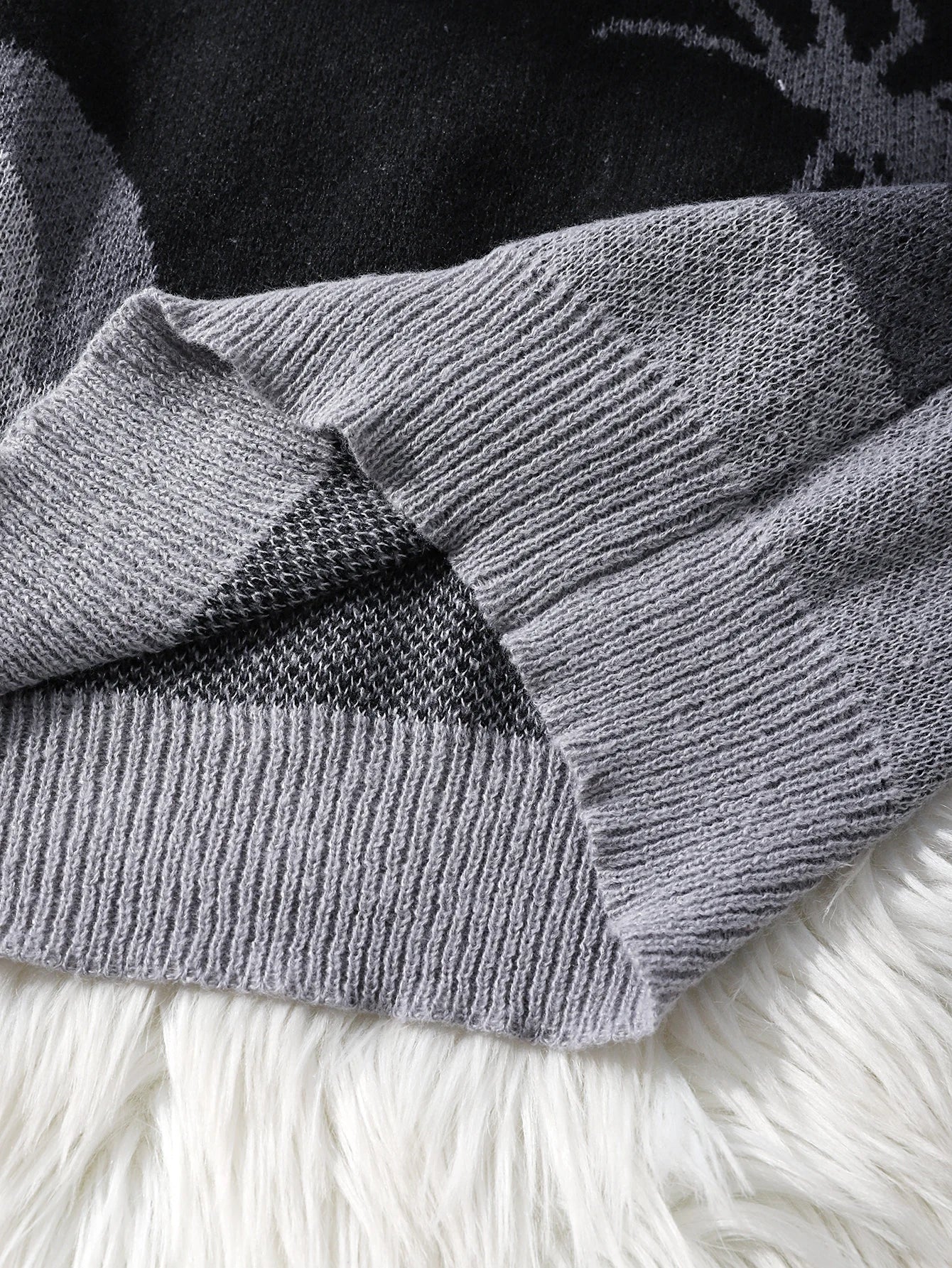 Zane Web Pullover
