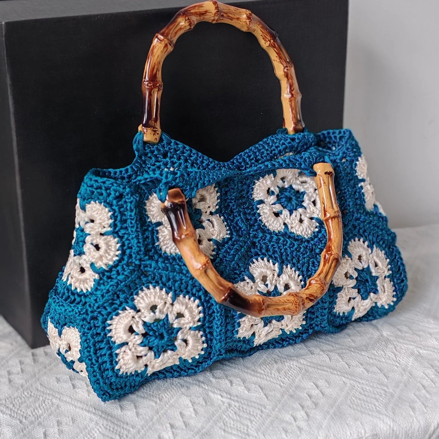 Palma Crochet Bag