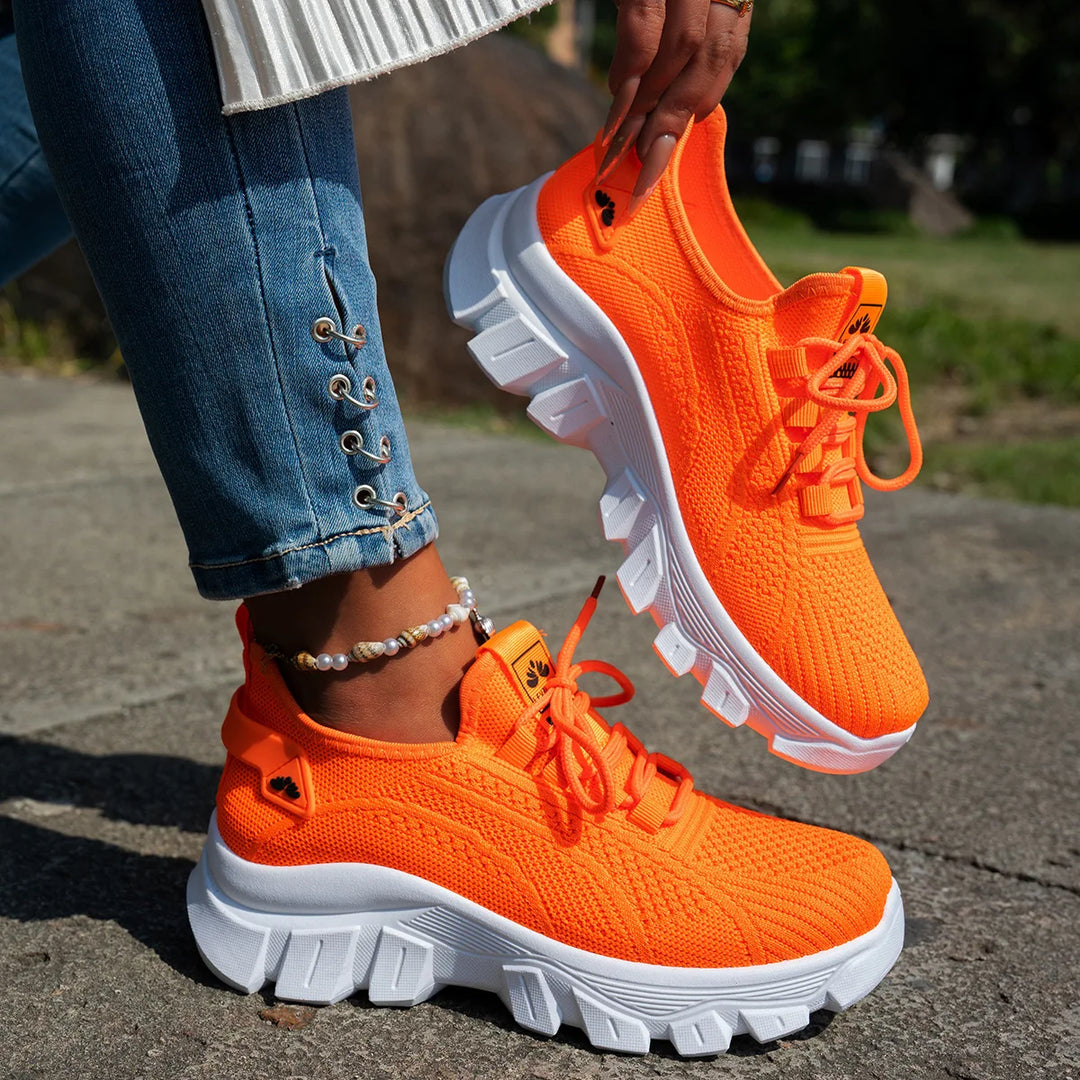 Vetra Motion Sneakers