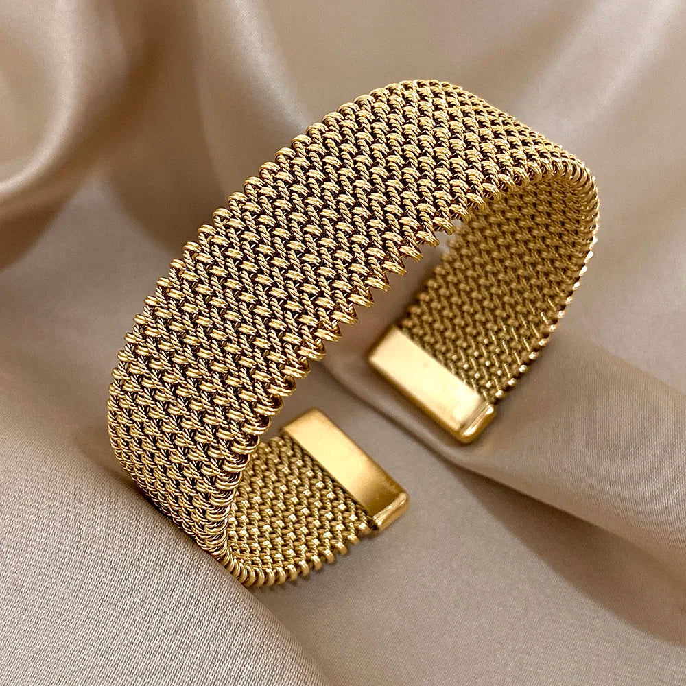 Valencia Gold Weave Bracelet