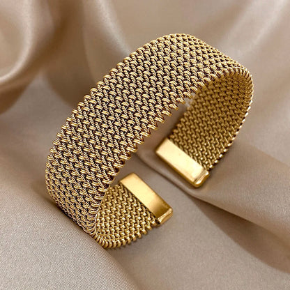 Valencia Gold Weave Bracelet