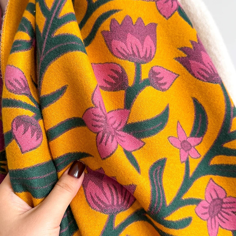 Jardin Botanical Scarf