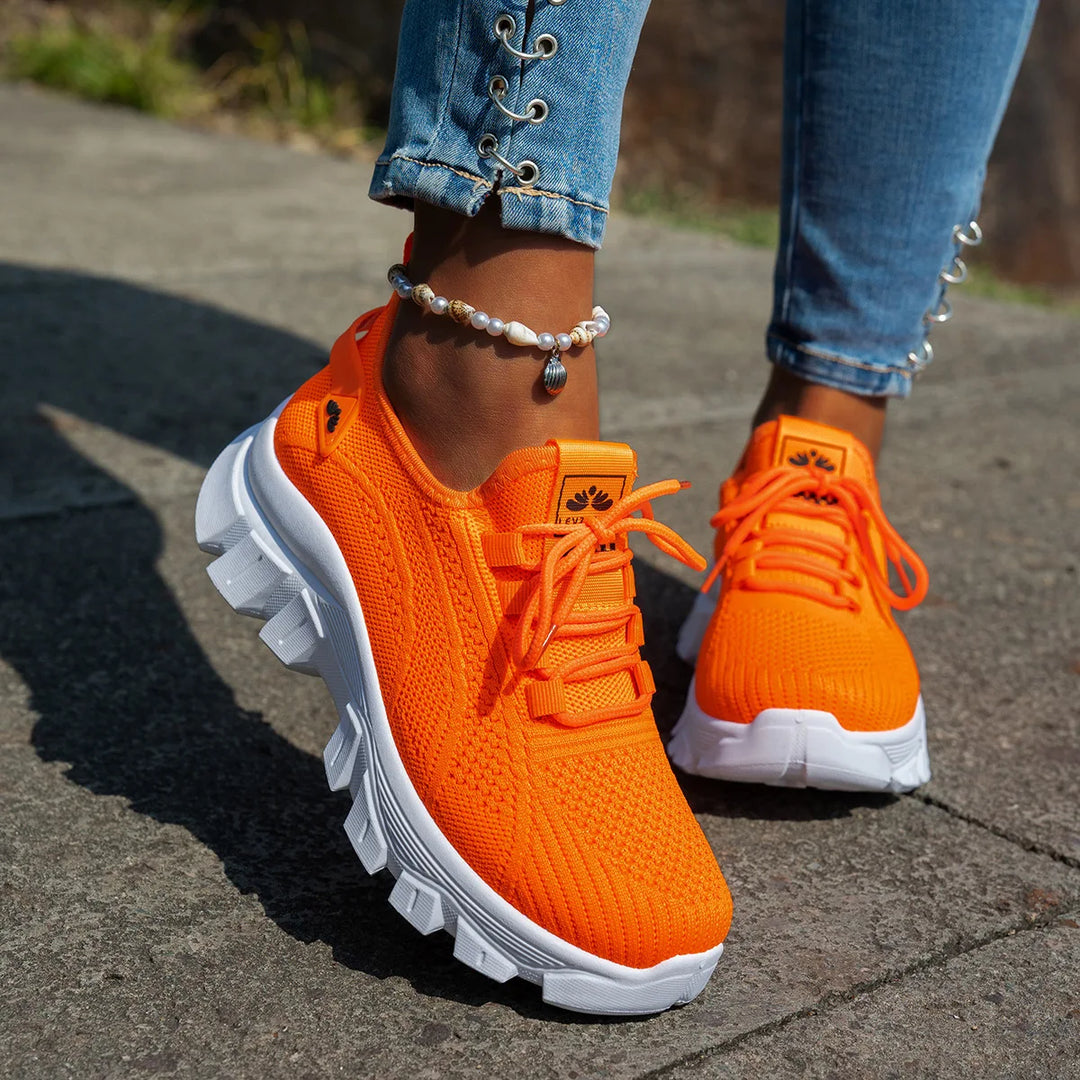 Vetra Motion Sneakers
