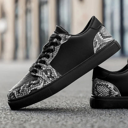 Vesper Low-Top Sneaker