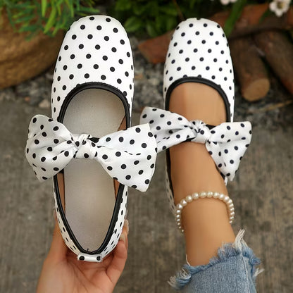 Jolie Dot Flats