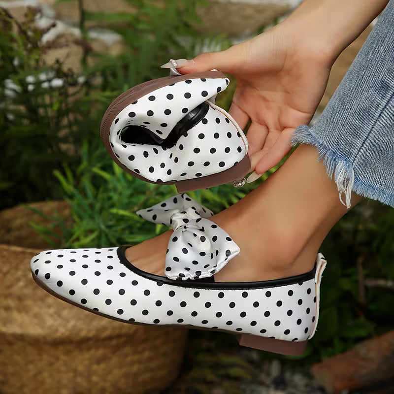 Jolie Dot Flats