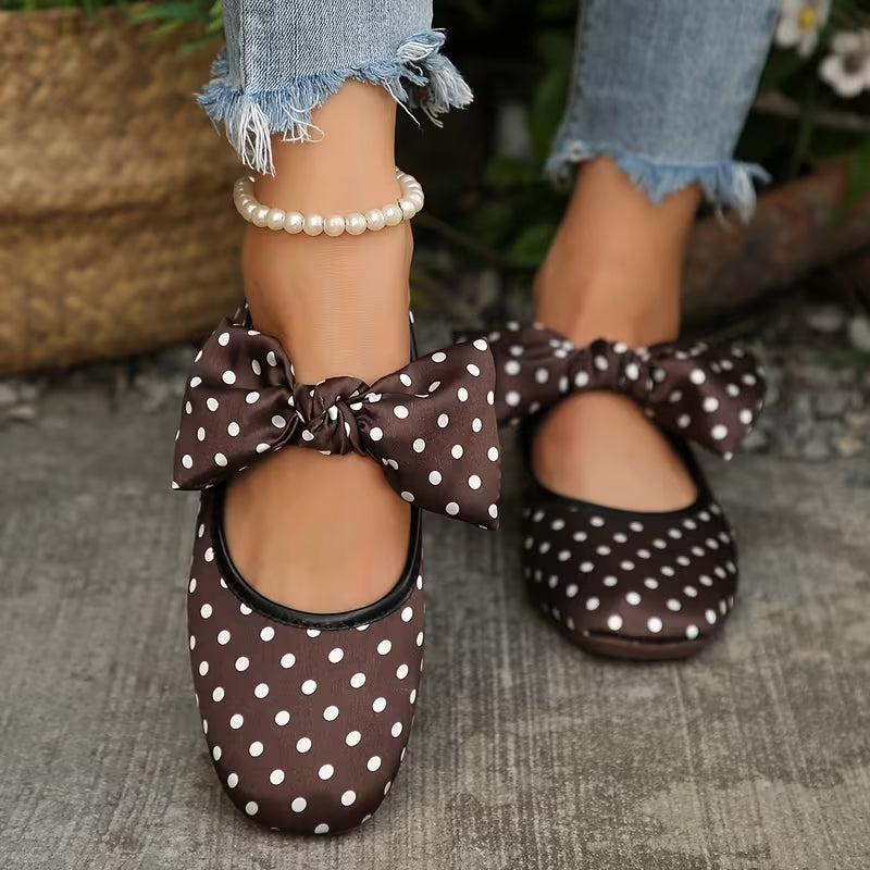 Jolie Dot Flats