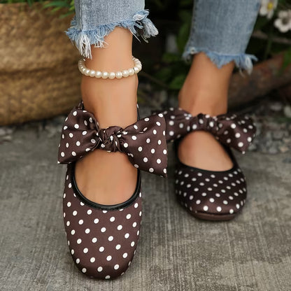 Jolie Dot Flats