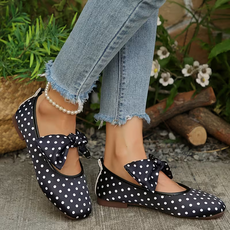 Jolie Dot Flats